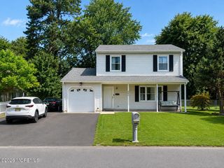 982 Rosewood Avenue, Brick, NJ 08723