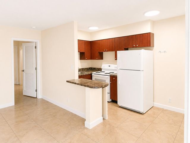 824 NE 16th Street 828, Fort Lauderdale, FL 33304