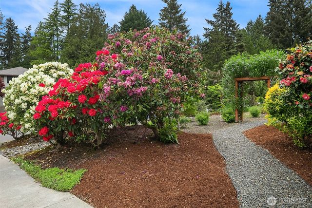 910 145th Place NE, Bellevue, WA 98007