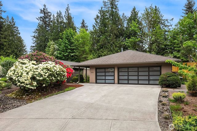 910 145th Place NE, Bellevue, WA 98007
