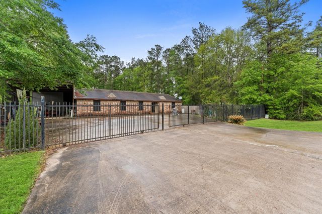 19180 Rutland Street, New Caney, TX 77357