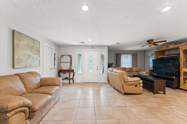 19180 Rutland Street, New Caney, TX 77357