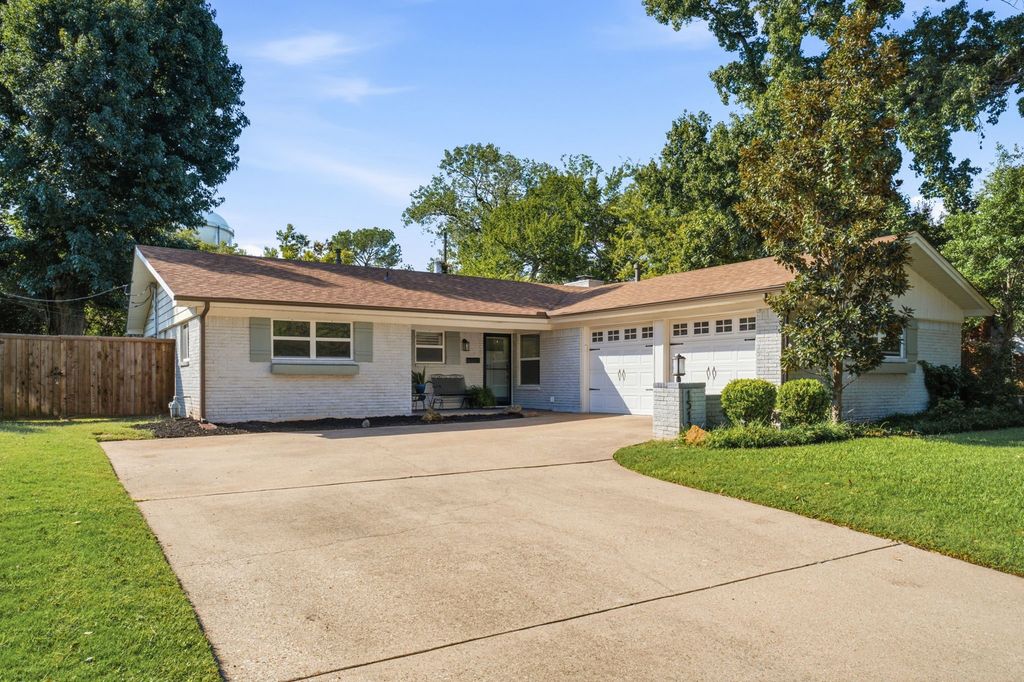 1512 Wilshire Boulevard, Arlington, TX 76012 — exterior