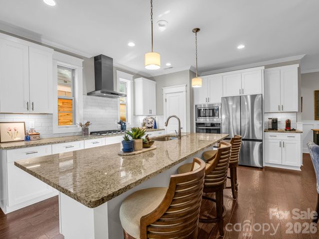 564 Sweet Birch Park Lane, Black Mountain, NC 28711