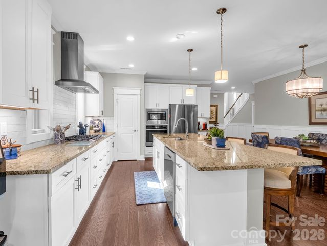 564 Sweet Birch Park Lane, Black Mountain, NC 28711