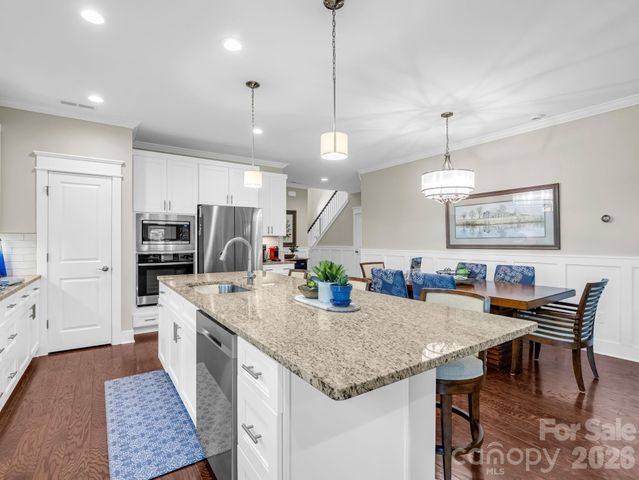 564 Sweet Birch Park Lane, Black Mountain, NC 28711