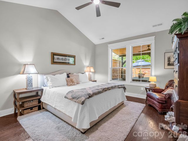 564 Sweet Birch Park Lane, Black Mountain, NC 28711