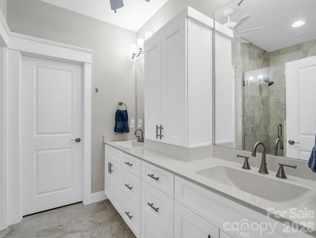 564 Sweet Birch Park Lane, Black Mountain, NC 28711