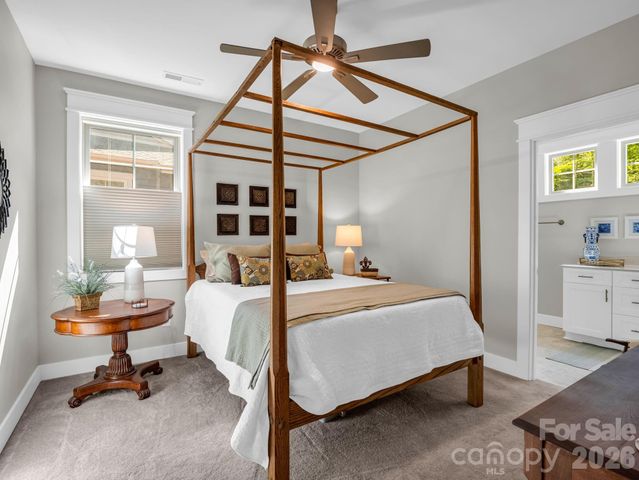 564 Sweet Birch Park Lane, Black Mountain, NC 28711