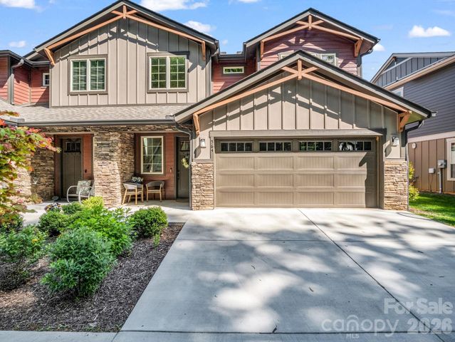 564 Sweet Birch Park Lane, Black Mountain, NC 28711