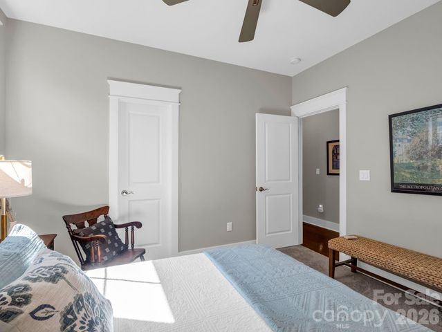564 Sweet Birch Park Lane, Black Mountain, NC 28711