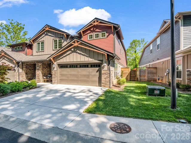 564 Sweet Birch Park Lane, Black Mountain, NC 28711