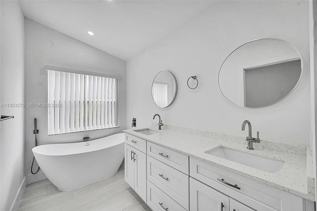 13034 Sheridan Ter, Wellington, FL 33414