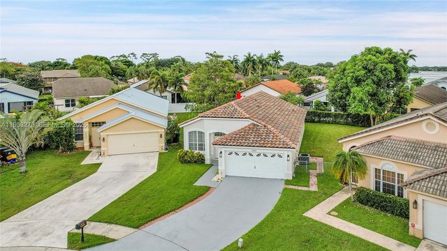 13034 Sheridan Ter, Wellington, FL 33414