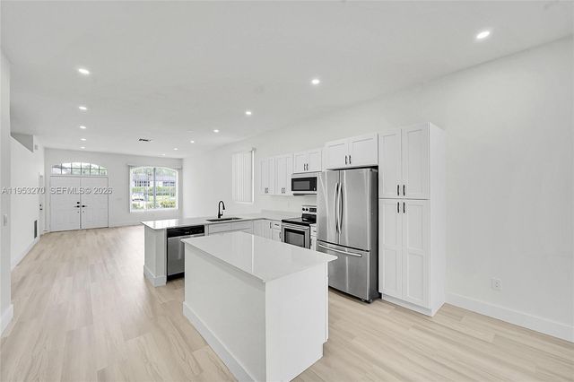 13034 Sheridan Ter, Wellington, FL 33414