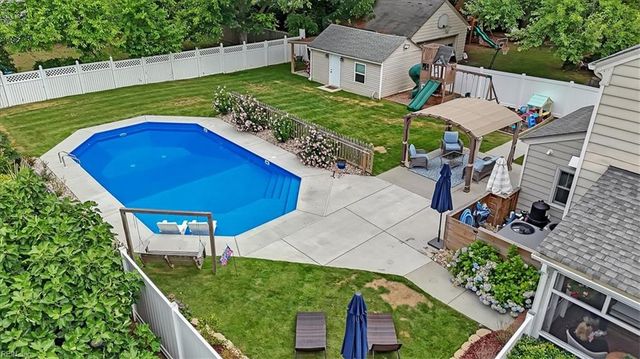 4203 Chesapeake AVE, Hampton, VA 23669