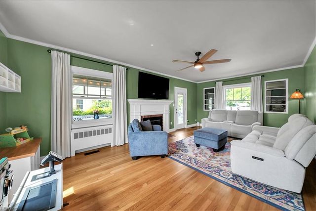 4203 Chesapeake AVE, Hampton, VA 23669