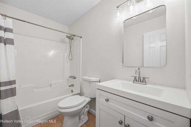 1 Christopher Way, Marlboro, NY 12542