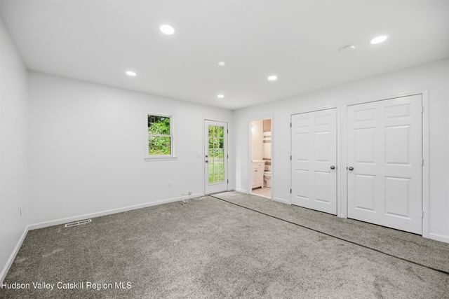 1 Christopher Way, Marlboro, NY 12542