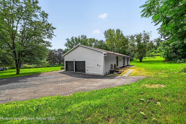 1 Christopher Way, Marlboro, NY 12542
