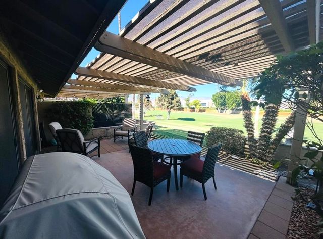 41120 Woodhaven Drive E, Palm Desert, CA 92211