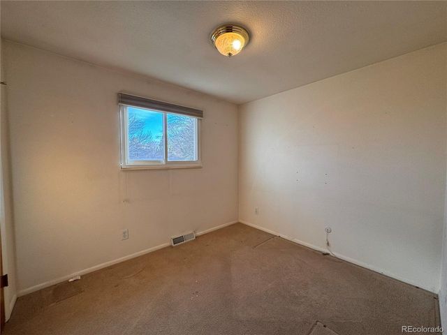 7034 W Roxbury Pl, Littleton, CO 80128