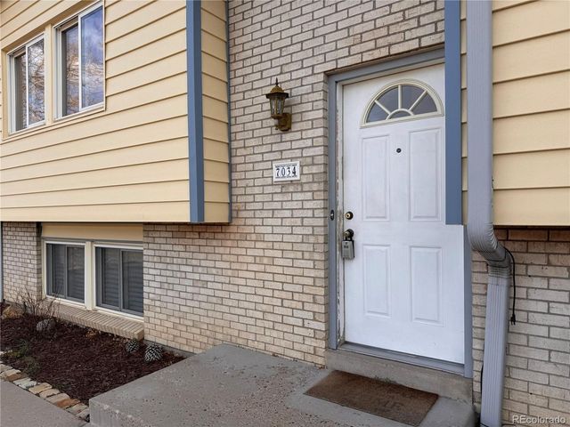 7034 W Roxbury Pl, Littleton, CO 80128