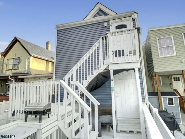 614 12 4Th Ave, Elizabeth City, NJ 07202