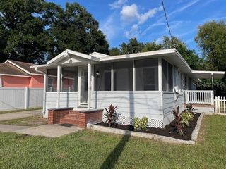 6917 N LYNN AVENUE, Tampa, FL 33604