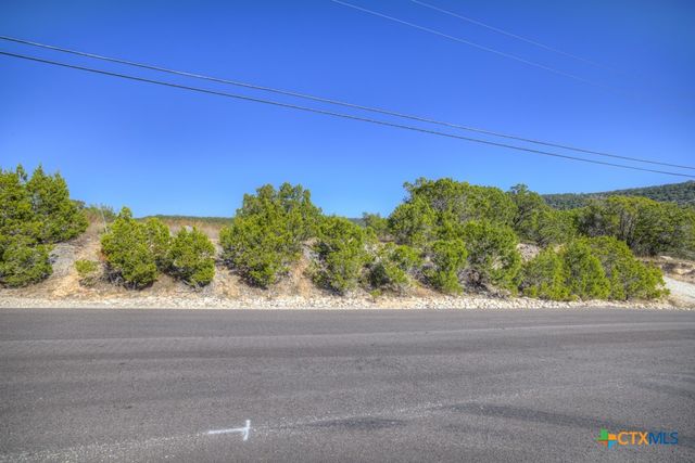 911 Flaman Road, Canyon Lake, TX 78133