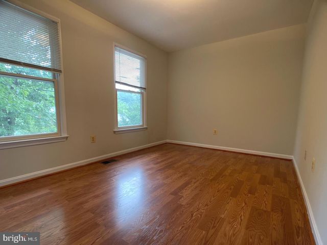 8729 36TH AVE, College Park, MD 20740