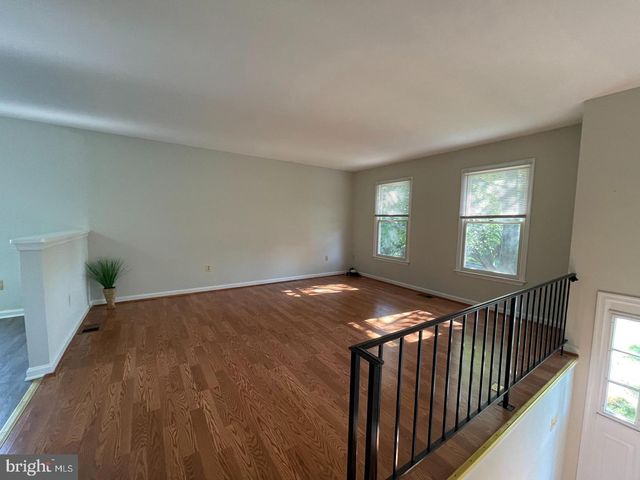 8729 36TH AVE, College Park, MD 20740