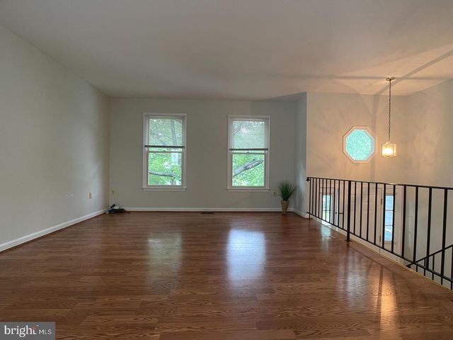 8729 36TH AVE, College Park, MD 20740