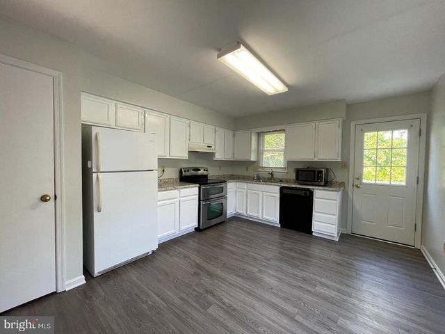 8729 36TH AVE, College Park, MD 20740