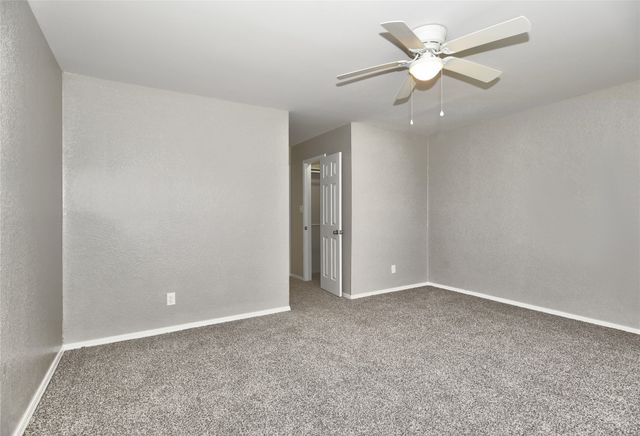 9402 S 69th East Avenue, Tulsa, OK 74133