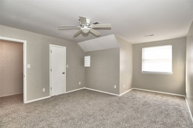9402 S 69th East Avenue, Tulsa, OK 74133