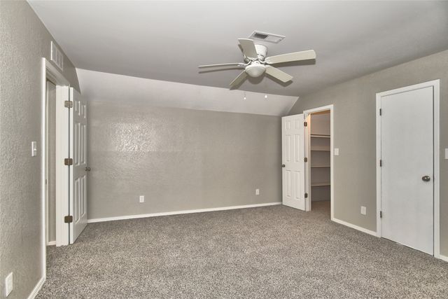 9402 S 69th East Avenue, Tulsa, OK 74133