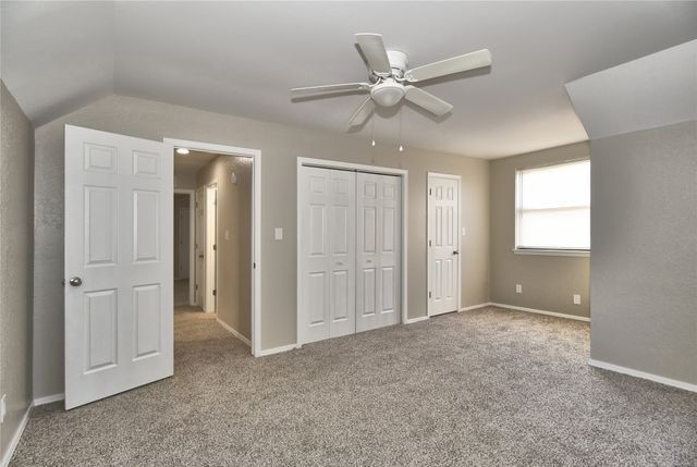 9402 S 69th East Avenue, Tulsa, OK 74133