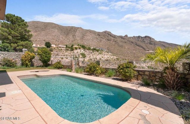 684 MOONDALE Drive, El Paso, TX 79912