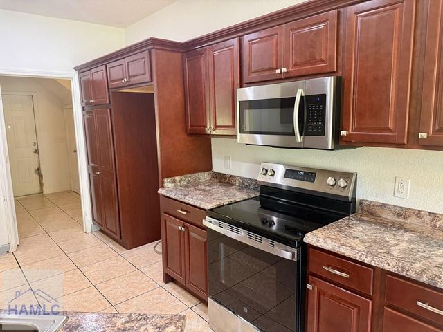 43 Razorback Road, Hinesville, GA 31313