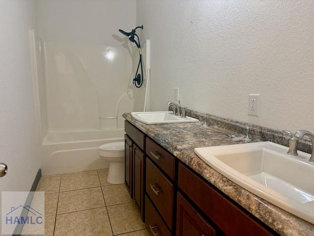 43 Razorback Road, Hinesville, GA 31313