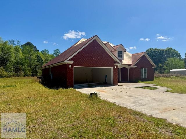 43 Razorback Road, Hinesville, GA 31313