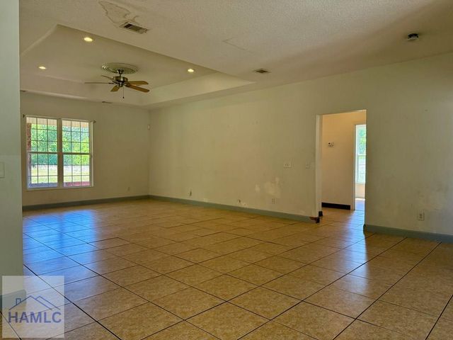 43 Razorback Road, Hinesville, GA 31313