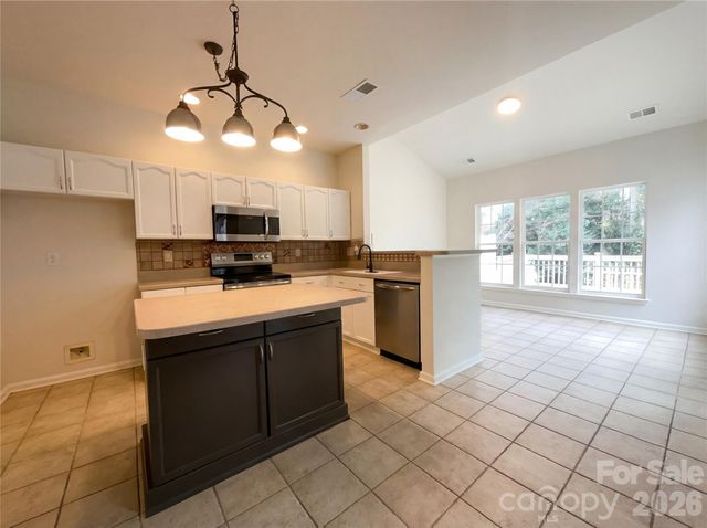 7892 Mariners Pointe Circle, Denver, NC 28037