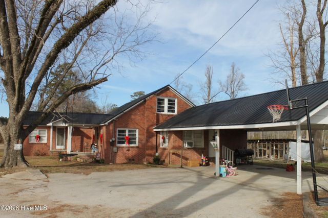 48 Kinlaw Drive, Tabor City, NC 28463