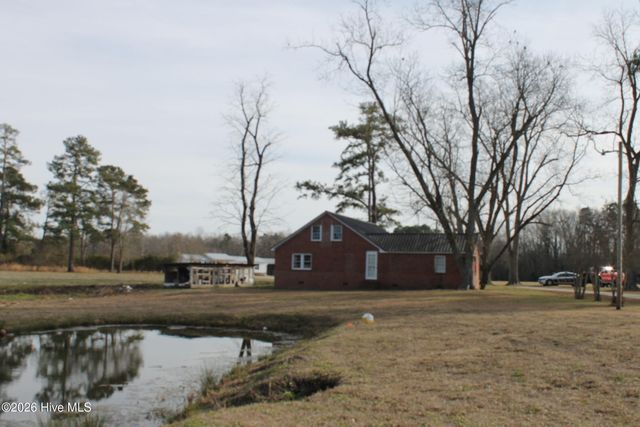 48 Kinlaw Drive, Tabor City, NC 28463