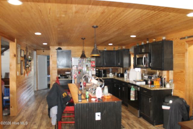 48 Kinlaw Drive, Tabor City, NC 28463