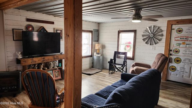 48 Kinlaw Drive, Tabor City, NC 28463