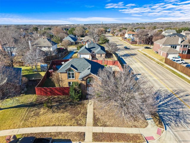 2044 Hillshire Drive, Lewisville, TX 75067