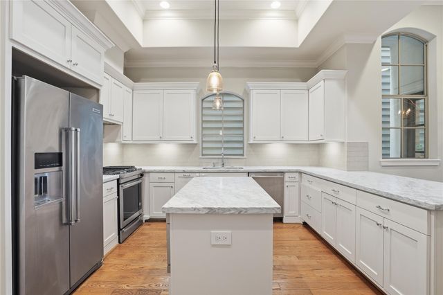 4734 Aftonshire Drive, Houston, TX 77027